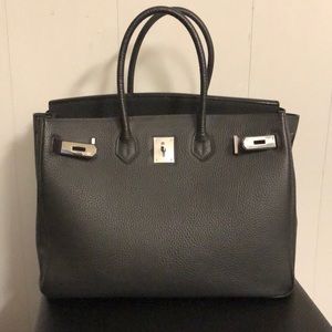 35 CM top handle bag gold hardware